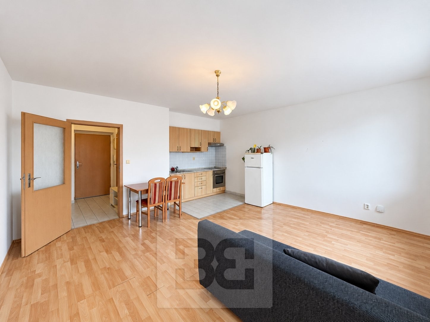 Pronájem bytu 1+kk 34 m², Praha - Horní Měcholupy