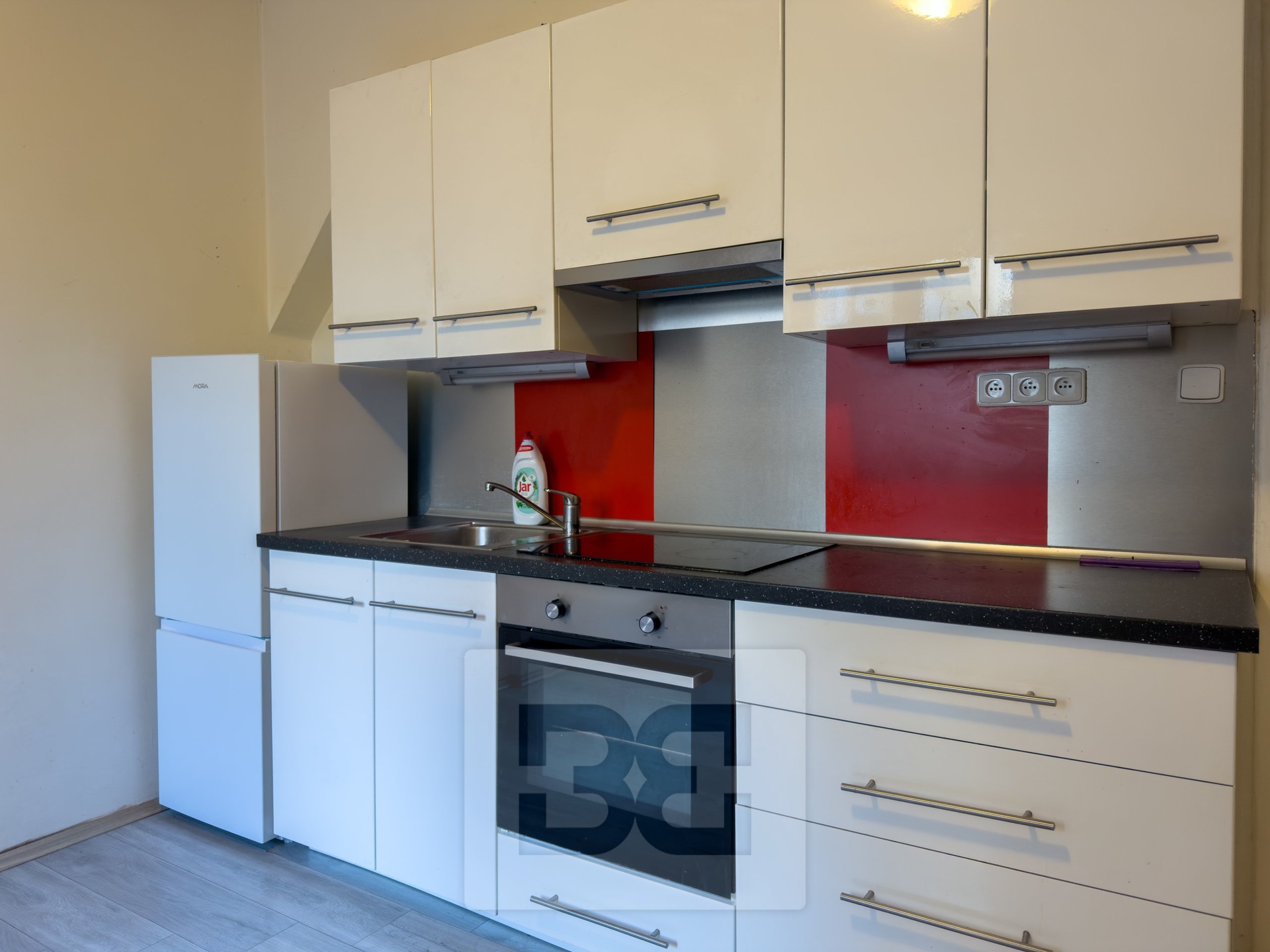 Pronájem bytu 2+kk 46 m², Praha - Žižkov