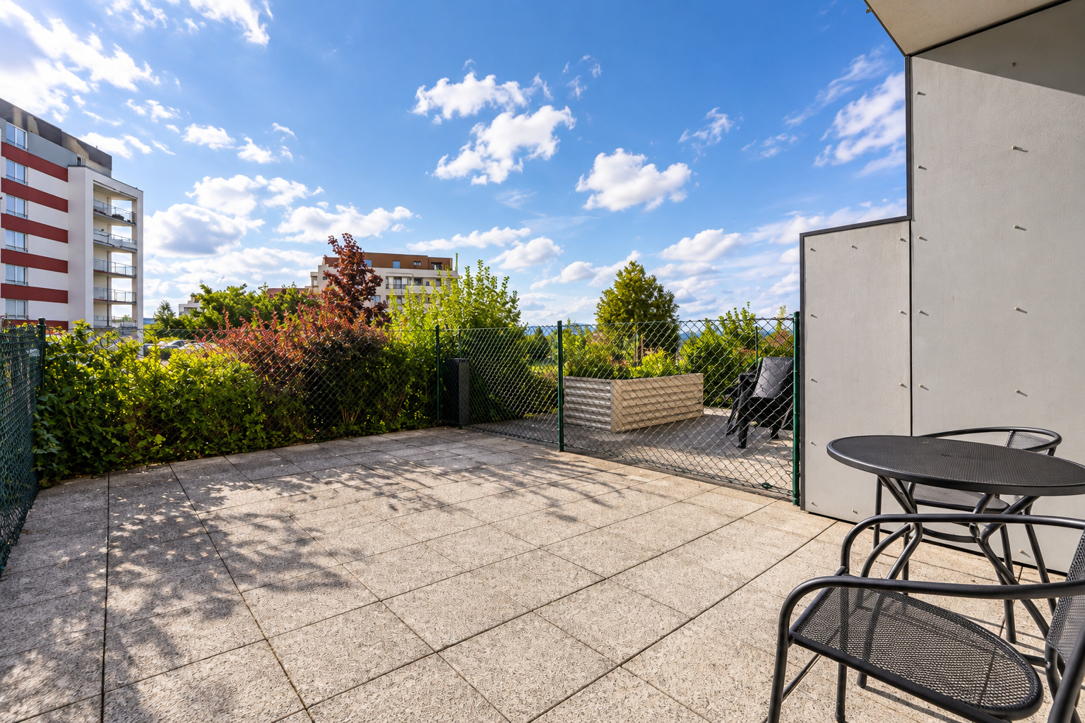 Prodej bytu 1+kk 31 m² s terasou 25 m², Praha - Zličín