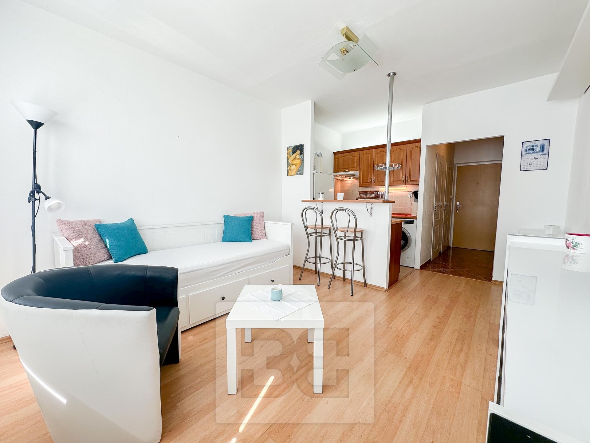 Pronájem bytu 1+kk 24 m², Praha - Záběhlice