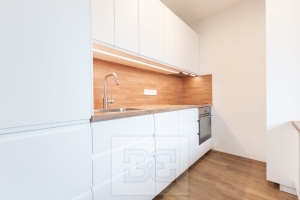 Rent flat 2+Kk 52 m², Praha - Hlubočepy