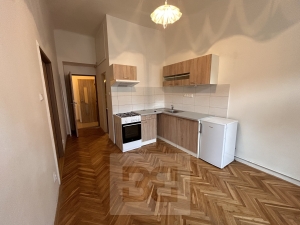 Pronájem bytu 2+kk 38 m², Praha - Žižkov