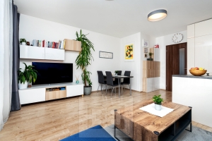 Prodej moderního bytu 3+kk, 70 m² s balkonem, parkovacím stáním a sklepem