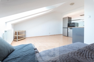 Pronájem bytu 2+kk, 51 m² - Praha - Běchovice