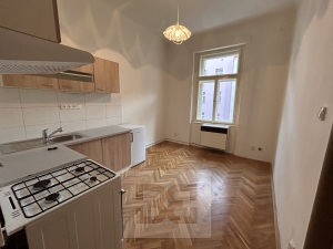 Pronájem bytu 2+kk 38 m², Praha - Žižkov