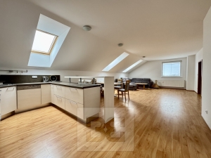 Pronájem byty 3+kk, 125 m² - Pohořelice