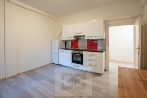 Pronájem bytu 2+kk 46 m², Praha - Žižkov