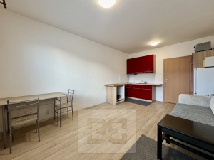 Pronájem byty 2+kk, 36 m² - Zlín