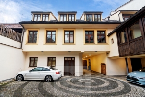 Prodej činžovního domu 515 m², Praha - Břevnov