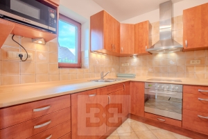 Pronájem rodinného domu 100 m², Květnice