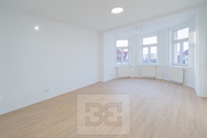 Rent flats 3+1 120 m², Praha - Libeň