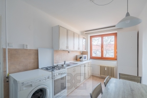 Pronájem bytu 2+1 61 m², Hradec Králové