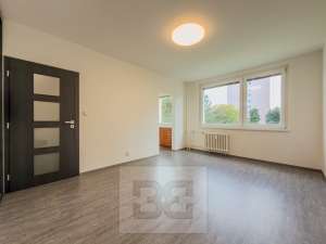 Pronájem bytu 1+kk 31 m², Praha - Háje