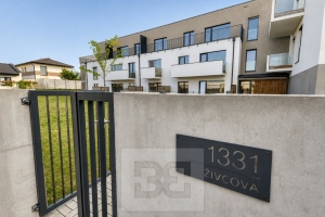 Pronájem bytu 2+kk 59 m², Kostelec nad Černými lesy