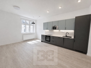 Prodej bytu 3+kk 79 m², Praha - Smíchov