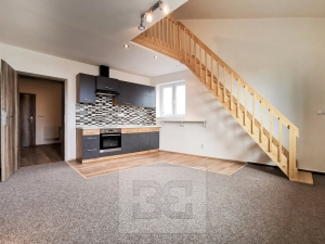 Nový byt 1+kk, 32 m² v centru Úval u Prahy.