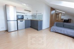 Pronájem bytu 2+kk, 51 m² - Praha - Běchovice
