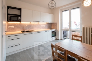 Pronájem byty 2+1, 73 m² - Praha - Libeň