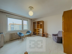 Rent flats 2+KT 38 m², Praha - Čimice