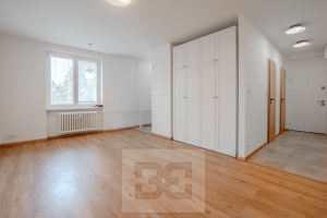 Rent flats 3+KT 55 m², Praha - Záběhlice