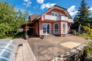 Sale houses Family, 314 m² - Lány