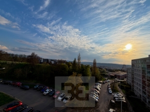 Pronájem bytu 1+kk 30 m², Praha - Modřany