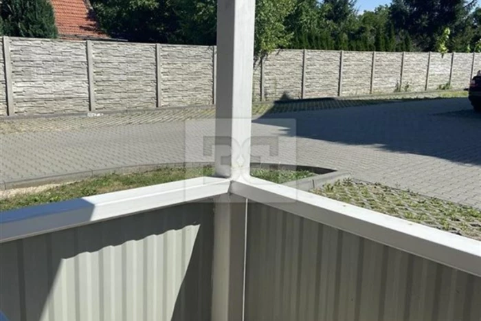 Pronájem vybaveného bytu 1kk ve Slavkově u Brna s parkovacím místem