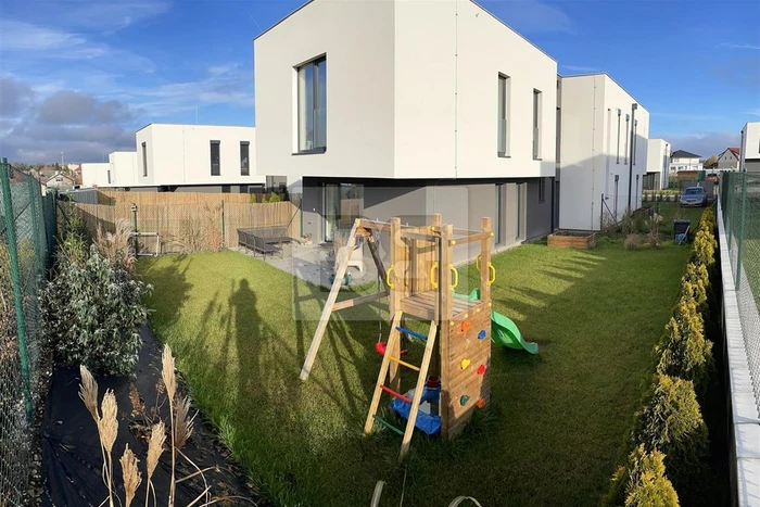 Prodej nízkoenergetického rodinného domu 112 m² se zahradou 178 m²