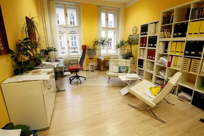Pronájem kanceláří 107 m²