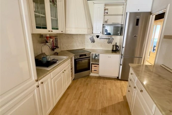Renting a furnished 3+1 apartment with a balcony