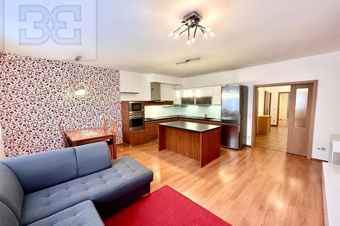 2BED apt in Prague 8 - Libeň, street V zahradách