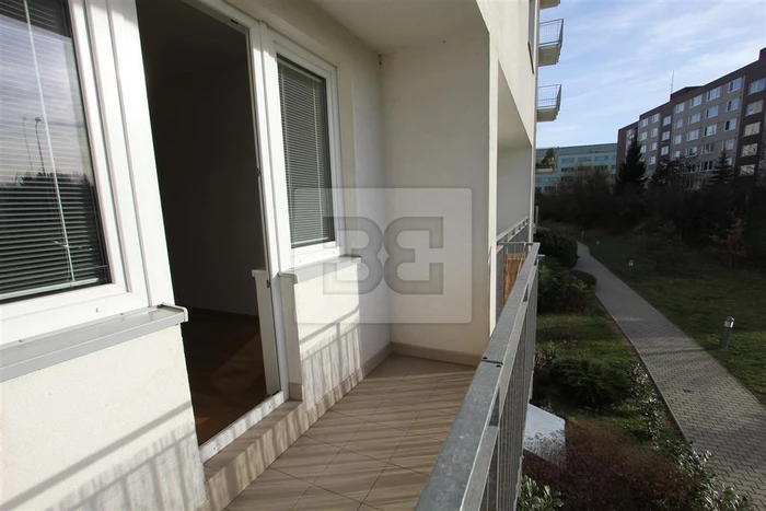 Cozy 1 bedroom apartment with balcony and parking slot, Prague 5 - Hlubočepy, Silurská Street